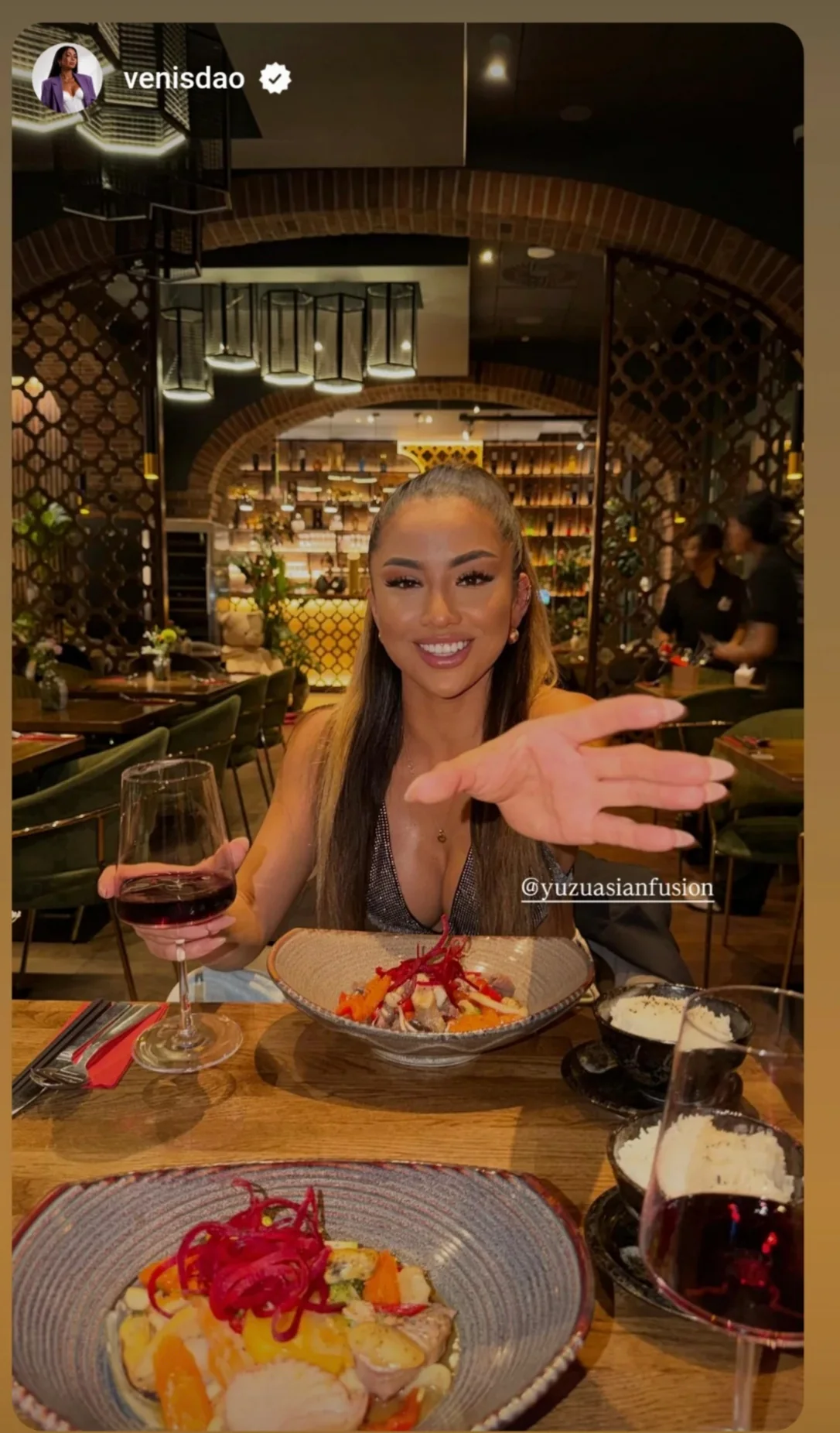 Instagram Story Venis Dao z návštěvy YUZU Asian Fusion